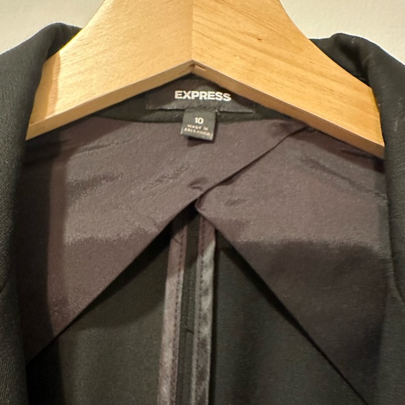 Express Women's Blazer In Black - Picture 4 of 6
